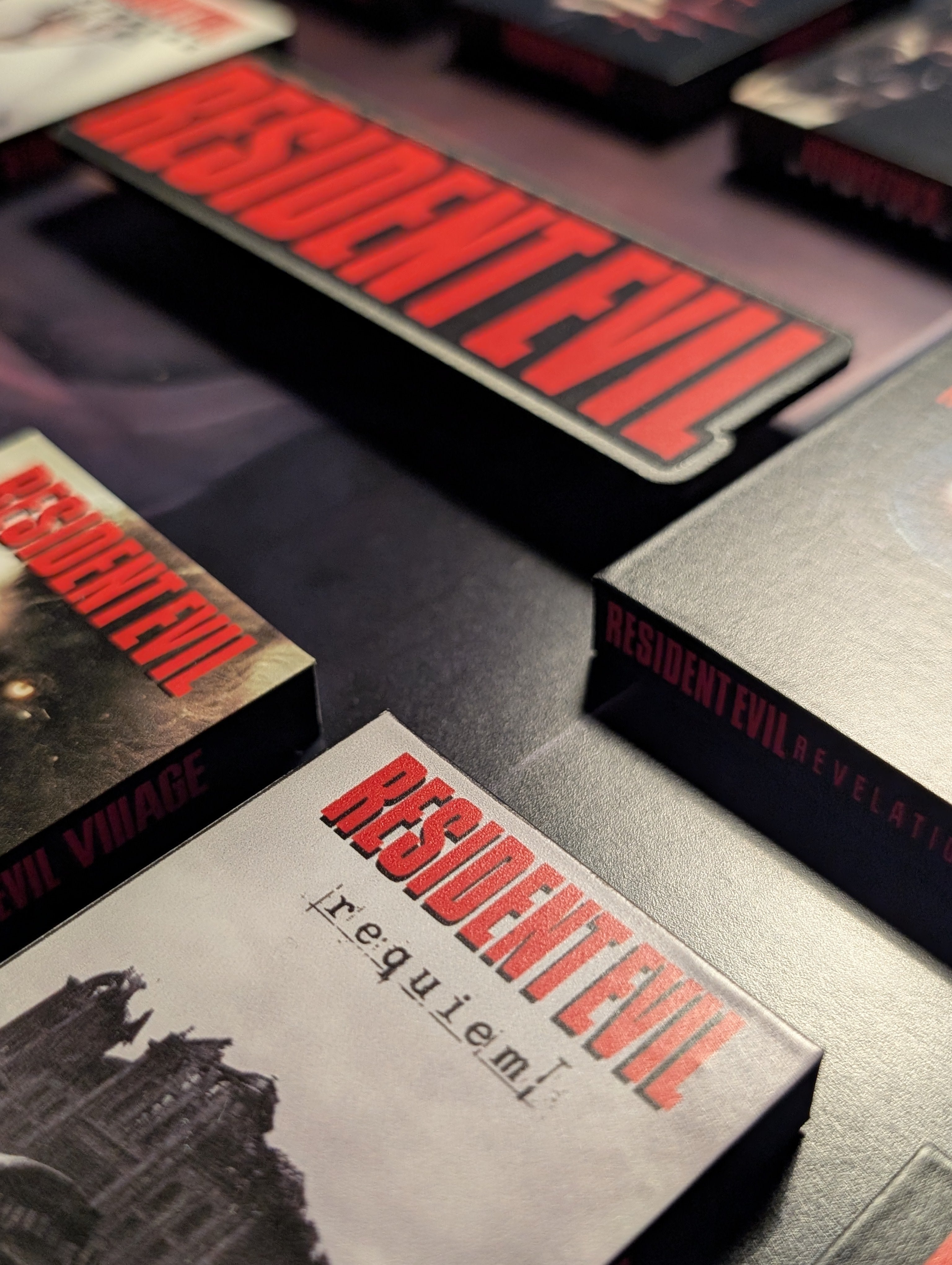 Resident Evil - 3D Pictureframe with magnetic miniatures