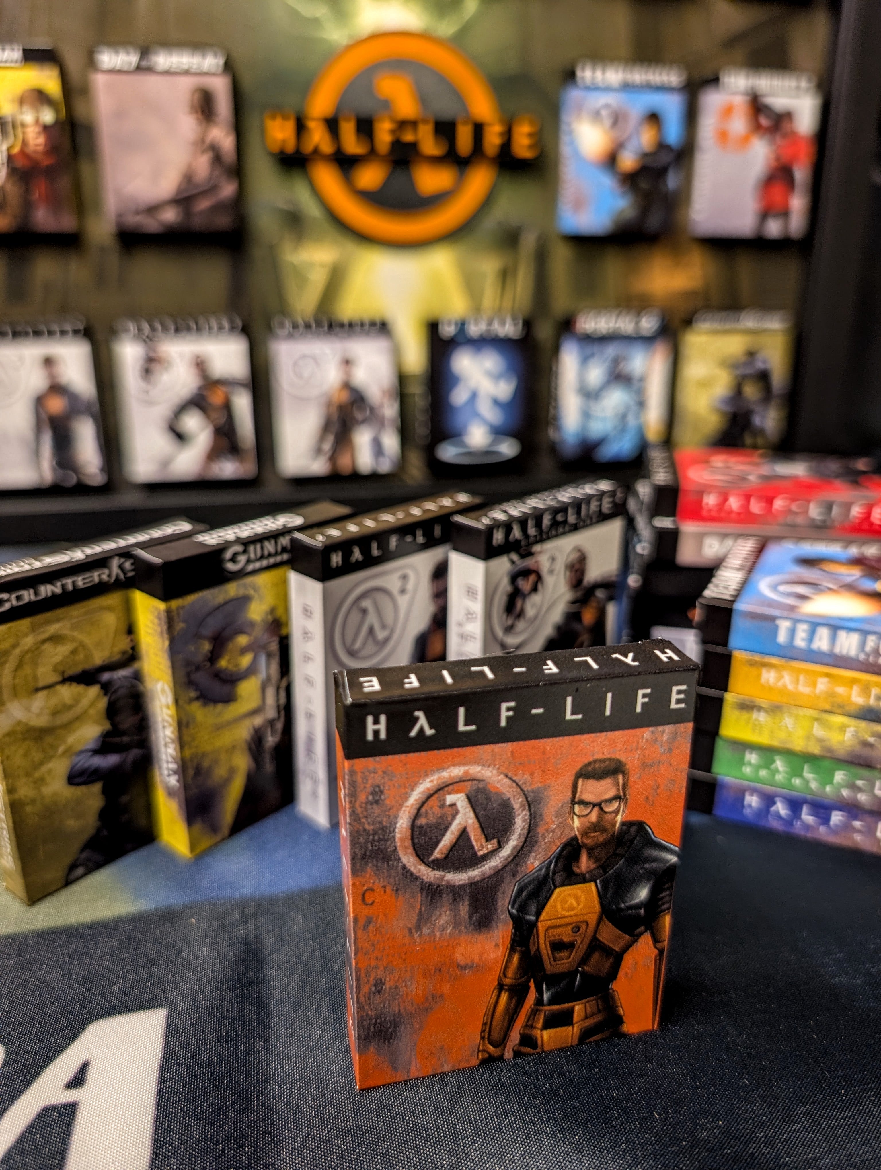 Half-Life (Counterstrike) - 3D Pictureframe with magnetic miniatures