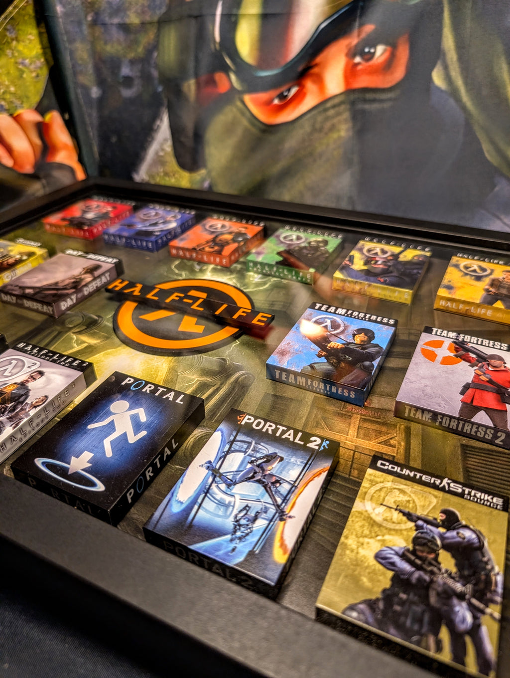Half-Life (Counterstrike) - 3D Pictureframe with magnetic miniatures