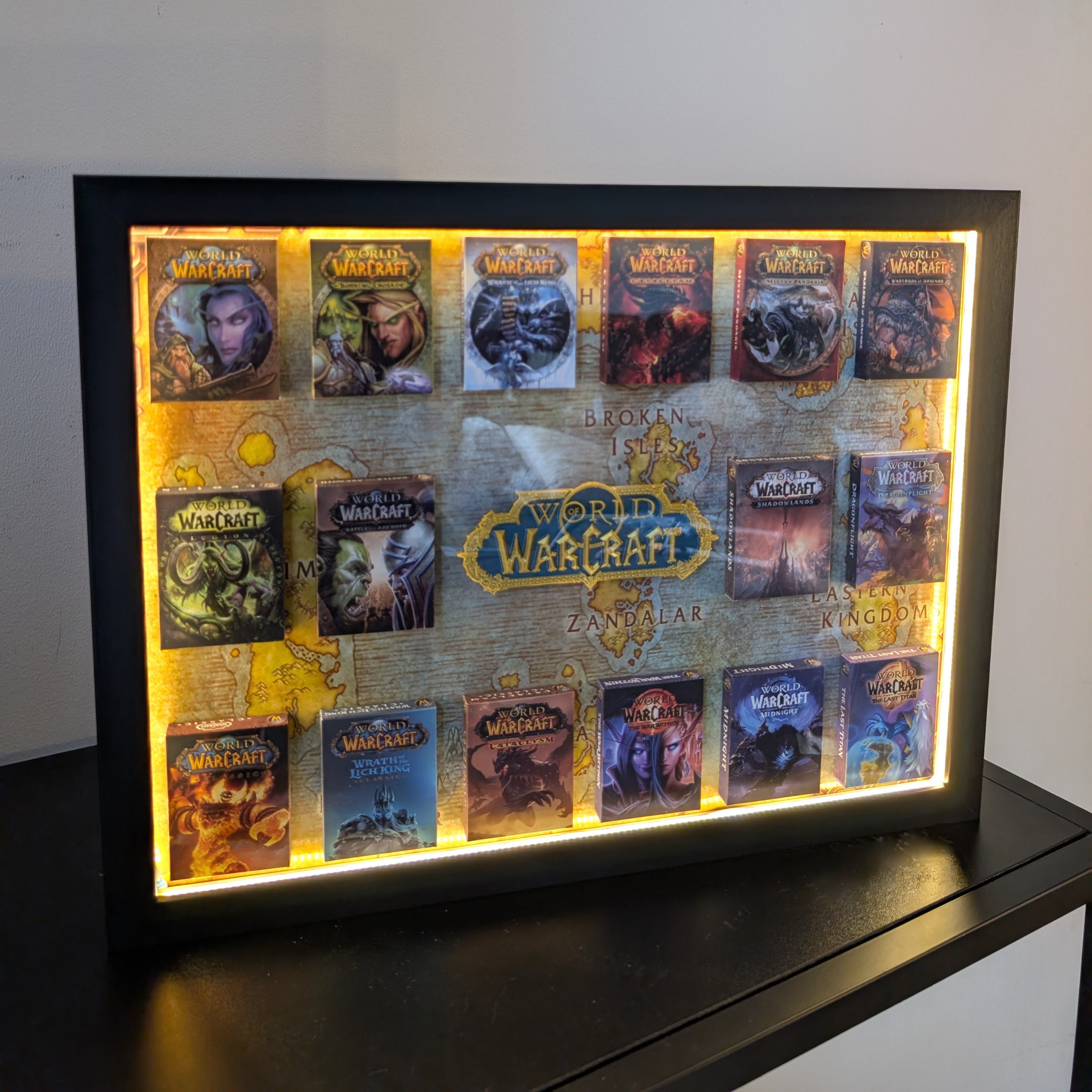 World of Warcraft - 3D Pictureframe with magnetic miniatures