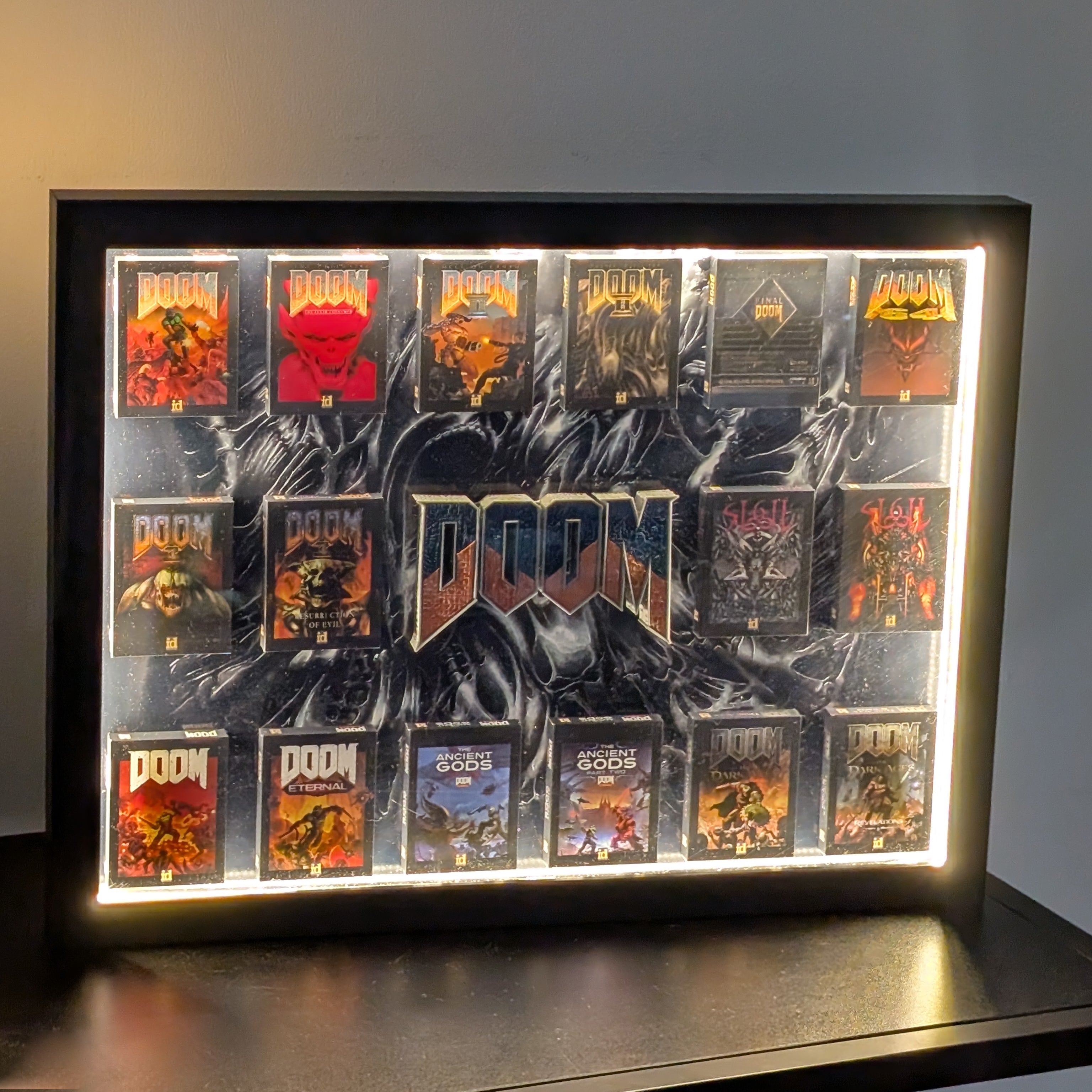 DOOM - 3D Pictureframe with magnetic miniatures