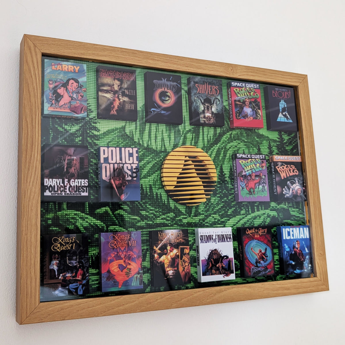 SIERRA Online - 3D Pictureframe with magnetic miniatures